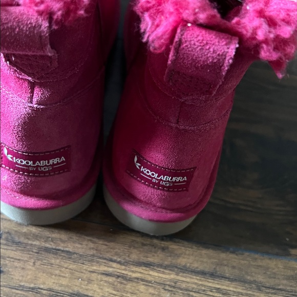 Koolaburra by Ugg Berry Red Winter Boots - Picture 4 of 10